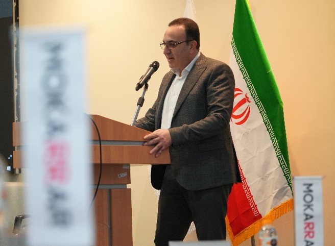 جشن سیسالگی هلدینگ مکرر - meeting-2.jpg